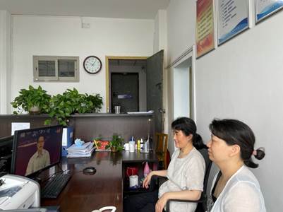 说明: F:\待办事宜(办公电脑)\各类宣传、新闻稿件\2022-6-21三条新闻稿\档案馆组织开展职工学习活动3.jpg